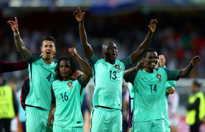 Doi dintr-o lovitură  » Arsenal pune la bătaie 70 de milioane de lire sterline pentru starurile Portugaliei