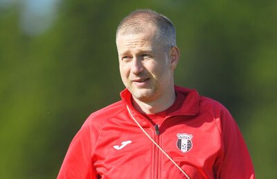 Schimbare radicală la Astra, față de perioada în care Șumudică era antrenor: "Vorbesc aproape zilnic cu dânsul"