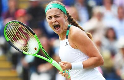 Ostapenko îl acuză pe tatăl unei adversare de la Wimbledon: "Cineva din boxa ei a început să tușească. Mi se pare nesportiv" 