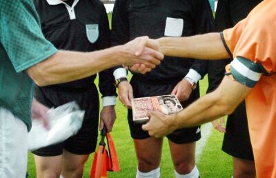 Ancheta pornită de la fotbalistul român continuă » Trei jucători sunt acuzați de blat