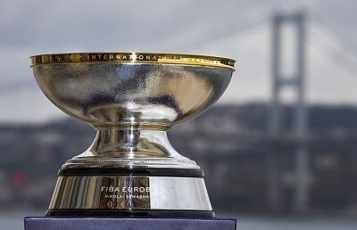 Fanii baschetului pot admira trofeul FIBA Eurobasket 2017 în România!