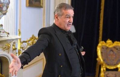 EXCLUSIV CS U Craiova, pe urmele unui fotbalist care a fost și în atenția FCSB!