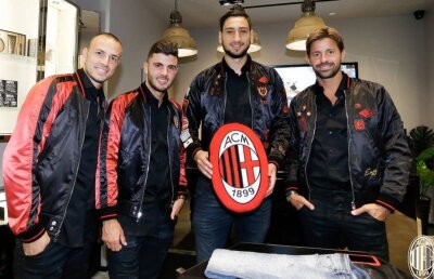 CS U - Milan se vede până la urmă la TV! Am aflat suma cu care oltenii au fost convinși să cedeze drepturile