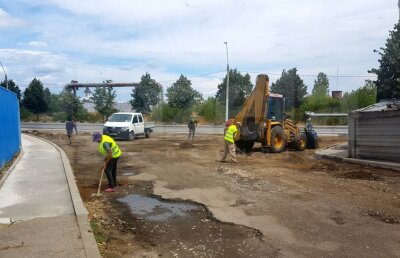 FOTO + VIDEO Corespondență de la Severin » Aici va ajunge Milan joi! Împrejurimile arenei, cosmetizate în stil anii '80, pe ultima sută: cum arată șantierul de la stadion