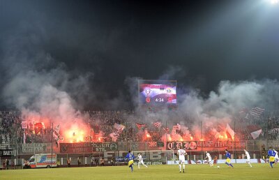 Scandal în şedinţa privind preluarea Rapidului » O parte dintre consilieri au părăsit sala. Anunțul primarului: "Vom porni de pe o societate nouă"