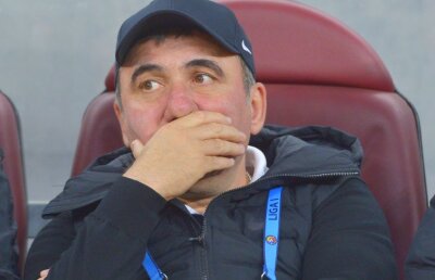 Viitorul - APOEL 1-0 » Reverența lui Hagi în fața lui Cristi Ganea: "Eu n-am dat un asemenea gol în toată cariera". VIDEO cu superba reușită