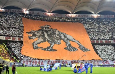 FOTO Dinamo - Athletic » Cum pregătește PCH coregrafia pentru meciul cu Bilbao » Imagini de pe Arena Națională