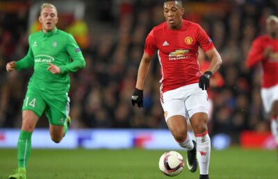 Inter face afaceri cu Manchester United » Italienii l-ar trimite pe Perisici pe ”Old Trafford”, dar în tranzacție solicită împrumutul unui atacant al lui Mourinho