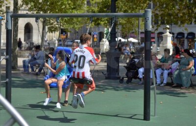 GALERIE FOTO Athletic Bilbao - Dinamo » Corespondență din Spania // Aduriz și restul: "Nu există fan care să nu aibă tricoul cu el"