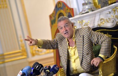 Becali, ofertă în direct la TV pentru jucătorul rivalei: "Dau acum 2 milioane pe el" » Anunță 5 transferuri: "Azi vine fundașul"