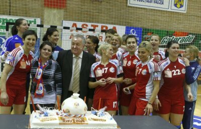 O stea din Galaxie » Ramona Farcău se retrage azi în cadrul unui meci de gală