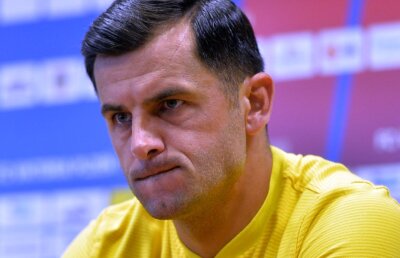 Sporting Lisabona - FCSB // Ordin direct din lojă » Dică a primit tactica pentru meci: "Altfel nu avem nicio șansă"