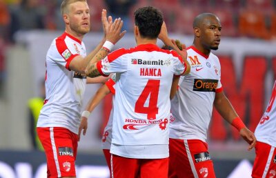 Premieră la Dinamo! Idolul tribunelor dinamoviste la primul meci în calitate de căpitan 