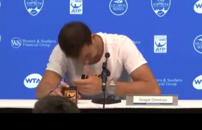 Campionul de la Cincinnati, provocat în conferință: "Cine e cel mai atrăgător din circuitul masculin?" » Răspunsul i-a blocat pe ziariști: "Așa îi spun mereu la duș" :D