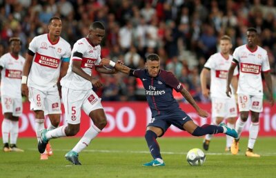 VIDEO+FOTO L'Equipe îl elogiază pe Neymar: ”Show de neuitat. Noul erou și-a etalat loviturile geniale”