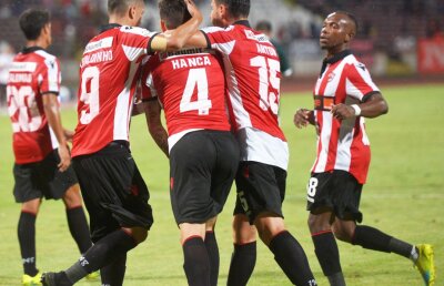 VIDEO + FOTO » Dinamo - Sepsi Sf. Gheorghe 1-0 » Pedeapsă! Un penalty a făcut diferenţa într-o seară slabă a lui Dinamo, chinuită de Sepsi, dar mai ales de propriile slăbiciuni