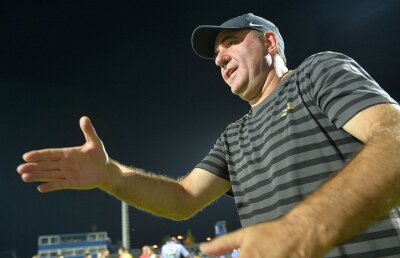 EXCLUSIV/UPDATE Hagi vinde şi în străinătate » Un alt campion cu Viitorul a semnat azi cu o altă echipă