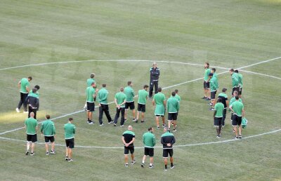 FCSB - Sporting // Presa din Portugalia: "Grădinarul lui Ceaușescu este trist. Gazonul pentru Steaua - Sporting l-a dezamăgit"