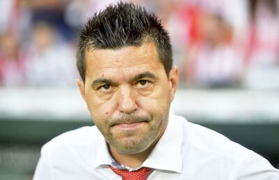 Contra se plânge de lotul subțire după ultimele plecări de la echipă » Anunță un titular-surpriză pentru postul de fundaș dreapta