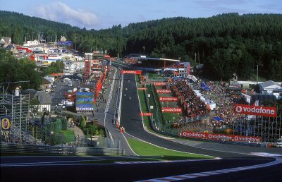 GALERIE FOTO Istoria circuitul Spa-Francorchamps » 10 piloți și-au pierdut viața în Grand Prix-ul Belgiei