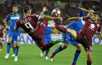 VIDEO Concurent la golul sezonului! Un atacant dorit de Chelsea și Juventus din Serie A a marcat cu o execuție din altă galaxie