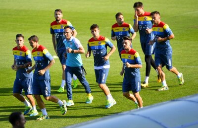 VIDEO Jucătorul dorit de FCSB explică cum se motivează înaintea meciurilor și cu ce jucător se aseamănă: "Joacă la Napoli"