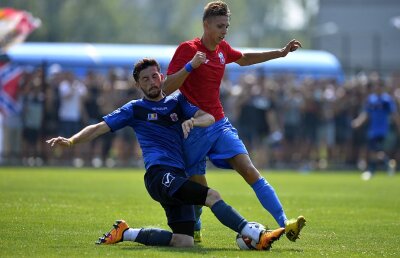 Cât vor câștiga lunar jucătorii Stelei + Ce bonusuri de victorie are echipa lui Lăcătuș