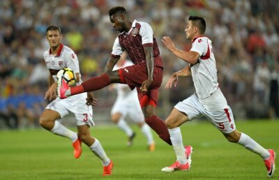 Bokila, blocat de ”Bursuc” » De ce s-a răzgândit Petrescu și nu-l mai lasă pe atacant la Dinamo