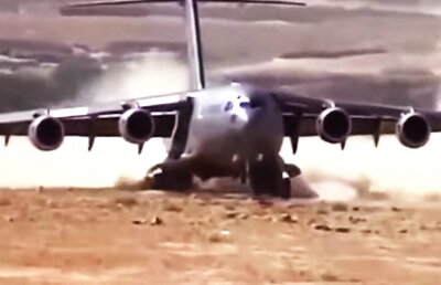 VIDEO Acestea sunt cele mai periculoase aterizări şi decolări! Ai curaj să priveşti?