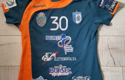 Paula Ungureanu se alătură campaniei pentru Imre Janko! Și-a donat tricoul pentru a fi scos la licitație 