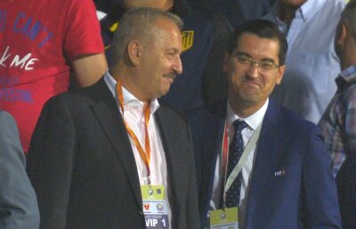 EXCLUSIV Burleanu a rămas fără "spate" » Liviu Dragnea: "Nu vreau să-l mai văd la FRF!"