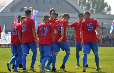 VIDEO SCANDALOS cu o glorie roș-albastră de la CSA Steaua, după rușinea cu Viitorul » Pedagogia în Armată: "Băi tâmpitule!" 