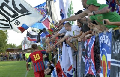 FOTO Fanii Stelei din Liga a 4-a, la un pas de a-i depăși pe dinamoviștii de la Liga 1! Câți au venit la meciul de azi