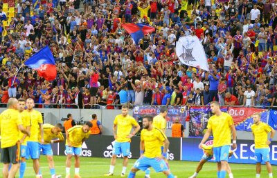 Fanii steliști își pot cumpăra de azi bilete pentru meciul cu Plzen » Cât costă tichetele și care este programul caselor