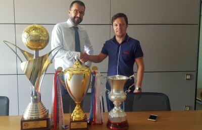 OFICIAL » Au luat palmaresul şi numele! Echipa suporterilor este continuatoarea fostei campioane