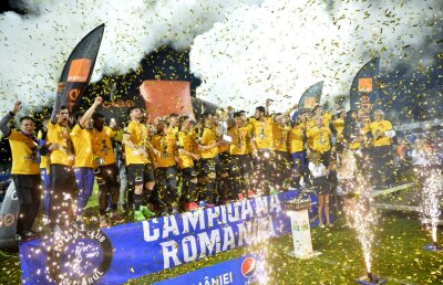 A luat titlul și îi merge bine pe toate planurile » Moment extraordinar în viața unui campion cu Viitorul 