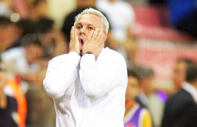 EXCLUSIV Reportaj GSP din Kayseri » Bani ca la Steaua, prime de vis! Șumudică lucrează în condiții de top: "Trăiesc un vis, asta simt!"