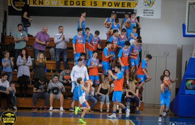 EXCLUSIV Sport blocat într-un sector din București! "Nu ne putem antrena din cauza lipsei pazei din școli"