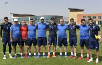 Corespondență GSP din Kayseri » Fotbal şi pastramă: cum trăiesc cele 9 personaje din Liga 1 într-un mediu total diferit față de România + Ce l-a făcut pe Șumudică să lăcrimeze