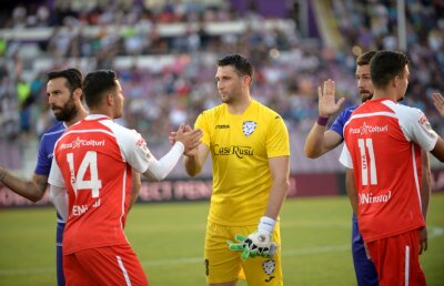 Probleme mari pentru un club de tradiție » Antrenorul a dezertat și vrea să semneze cu altă echipă