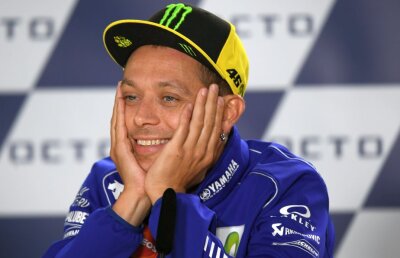 Surpriză imensă în MotoGP » Recuperare miraculoasă a lui Valentino Rossi! Revenire pe circuit la 3 săptămâni de la dubla fractură de tibie și peroneu!