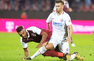 Scandal după CFR - FCSB » Un jucător a fost exclus din lot pentru că a petrecut