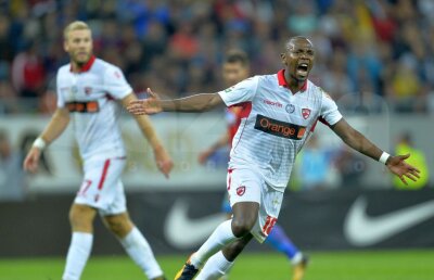 FCSB - Dinamo // Basarab Panduru nu înțelege o decizie a lui Miriuță: "Ar fi mai indicat să joace acolo" + Critici pentru un alt dinamovist