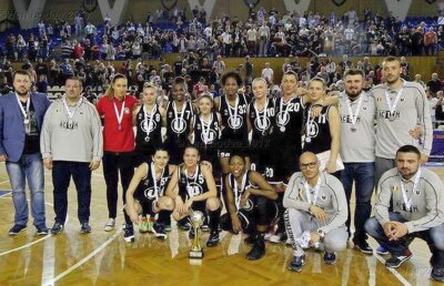 Mesaj emoționant al unui antrenor din prima ligă, la startul noului sezon: "Pe lângă baschet mai există familia, mama, tata, copilul, dragostea... viața!"