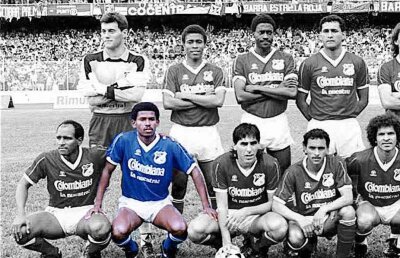 Un fost fotbalist columbian, asasinat în timp ce lucra alături de stundeții de la școala sa de fotbal!