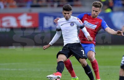 Motivul pentru care Tănase i-a luat locul lui Coman în echipa de start! Dică a recunoscut: "Nu poate!"