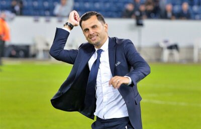 Dică a explicat ce le-a zis jucătorilor la pauză + mesaj pentru Șumudică: "Mă aștept să reacționeze acum" :) 