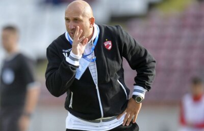 Probleme de lot pentru Miriuță! Pe cine nu poate conta în meciul cu Astra și ce echipă de start va trimite » Surpriza de pe banca de rezerve