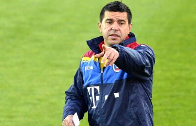 "Tricolorii" sunt încântați de noul selecționer: "Lumea să fie entuziasmată, sigur Contra va aduce ceva nou la națională"