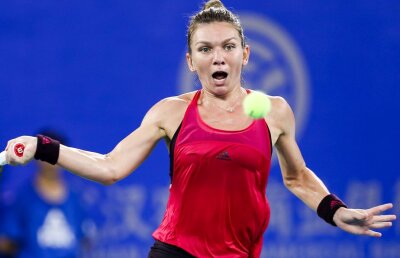 HALEP - SHARAPOVA // Doar Simona, Serena și Kvitova au reușit asta în ultimii 2 ani » Cea mai rușinoasă înfrângere a rusoaicei din ultimii 5 ani